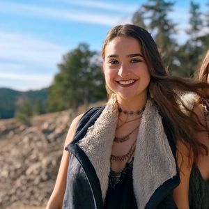 Meet your Posher, Elisabeth